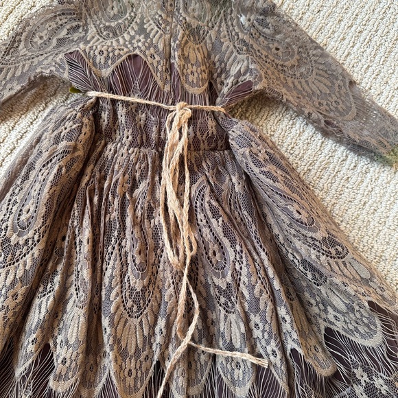 Elegant Gray Kids Formal Dress - Picture 5 of 6